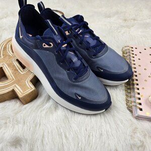 Nike Air Max Dia Sneakers